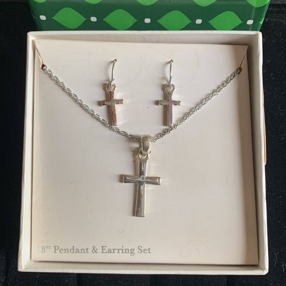 NWB 18” Cross Pendant & Earring Set - Picture 2 of 2